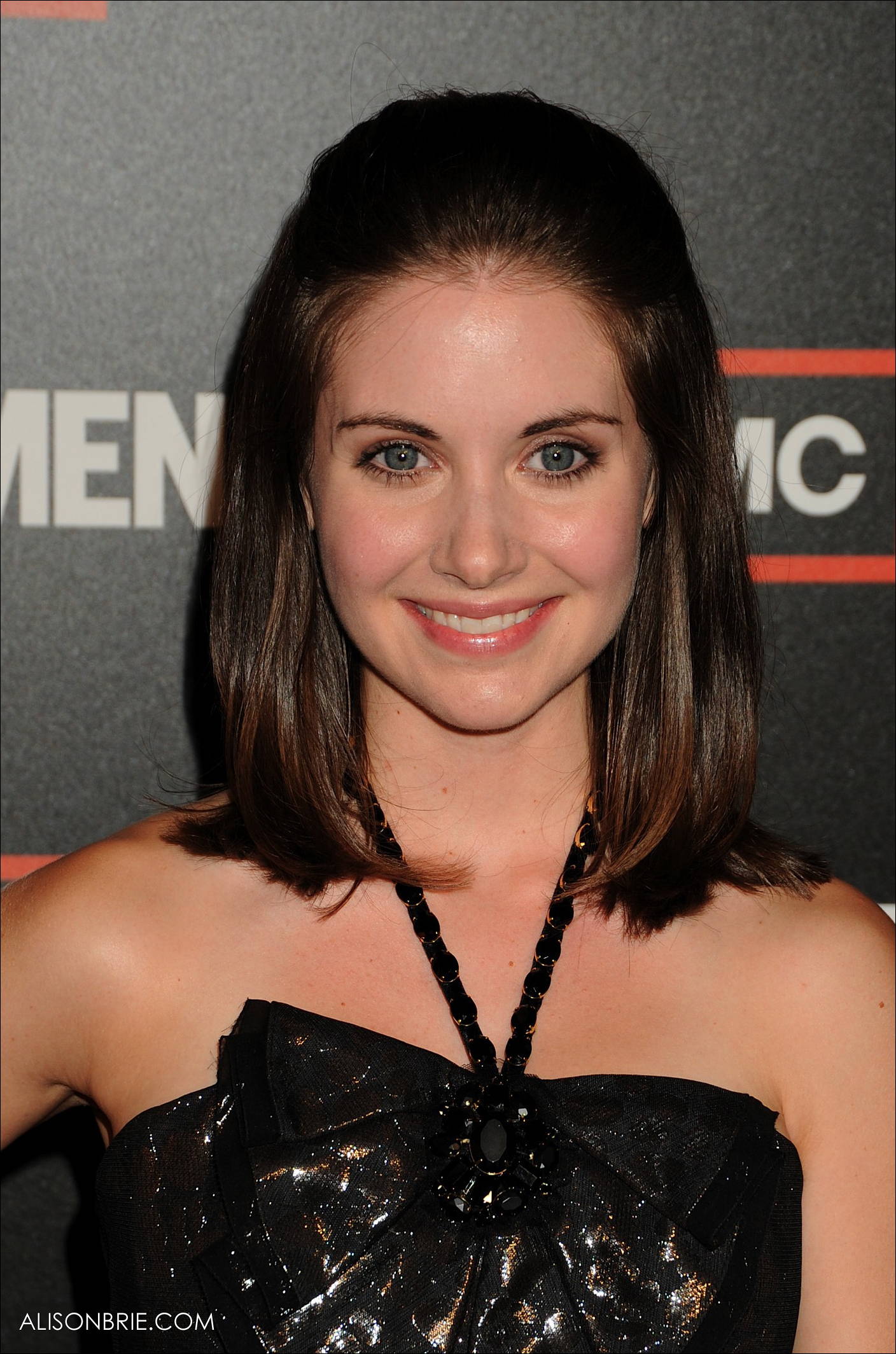 HQ_030.jpg HQ_030.jpg