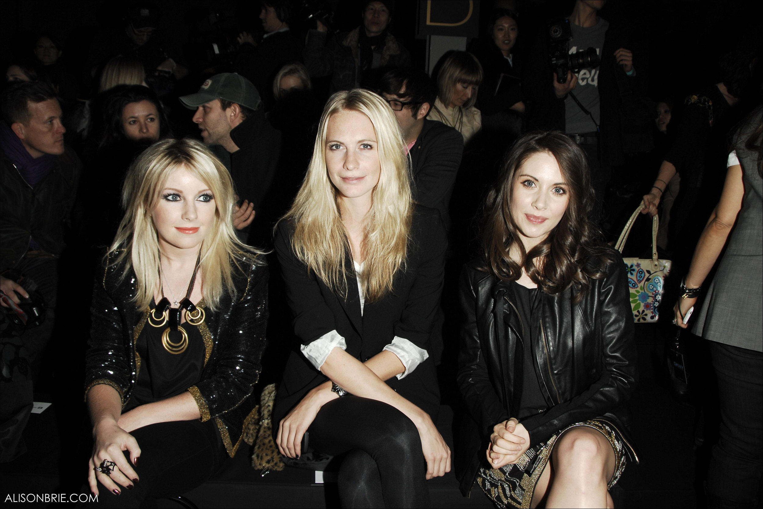 HQ_016.jpg HQ_016.jpg
