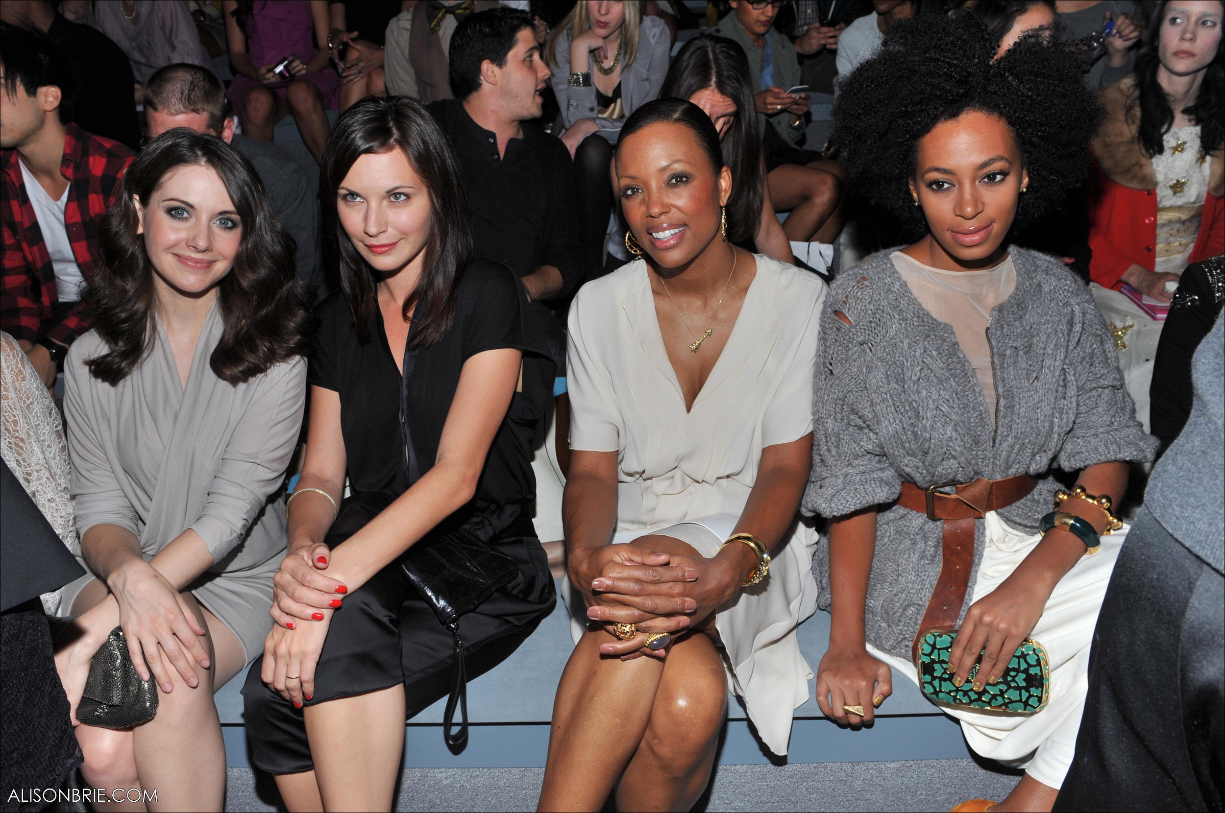 HQ_042.jpg HQ_042.jpg