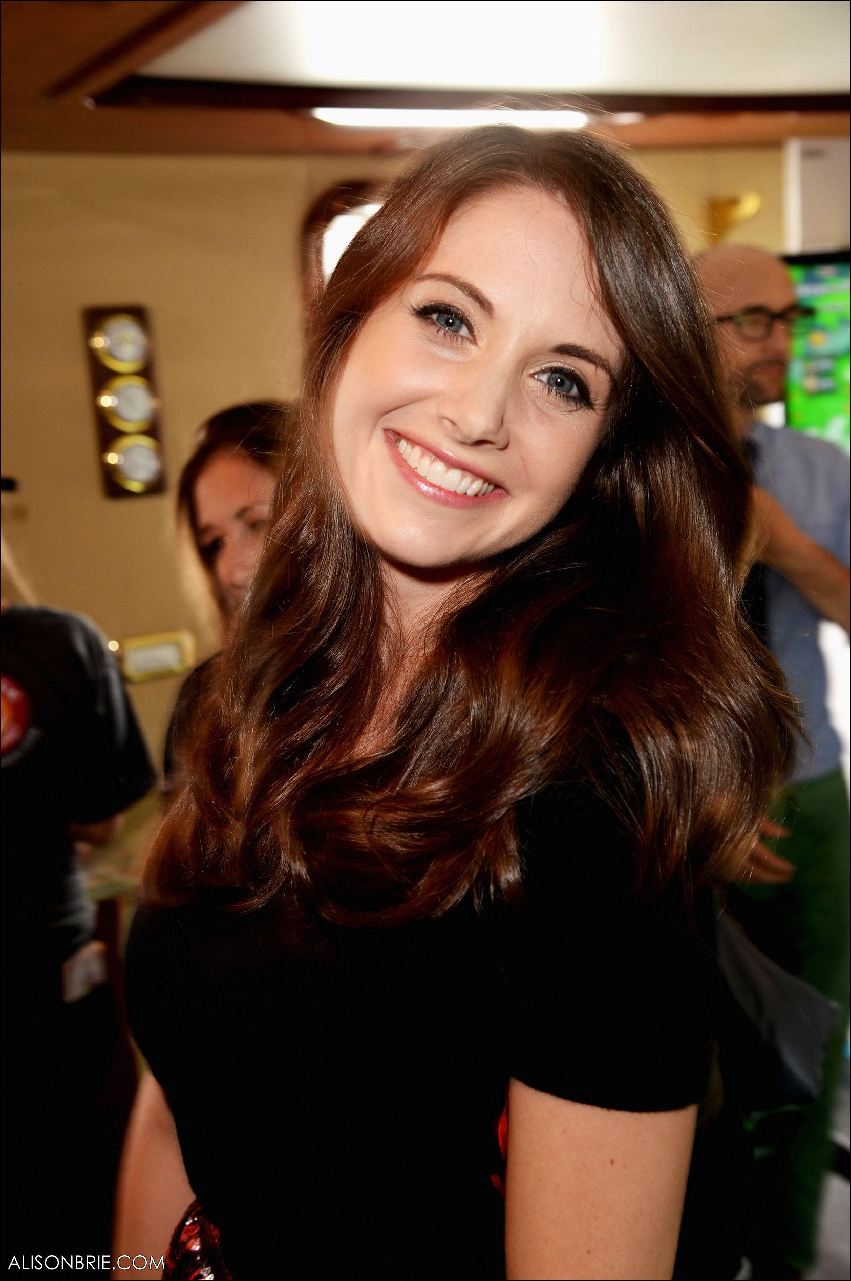 HQ_001.jpg HQ_001.jpg