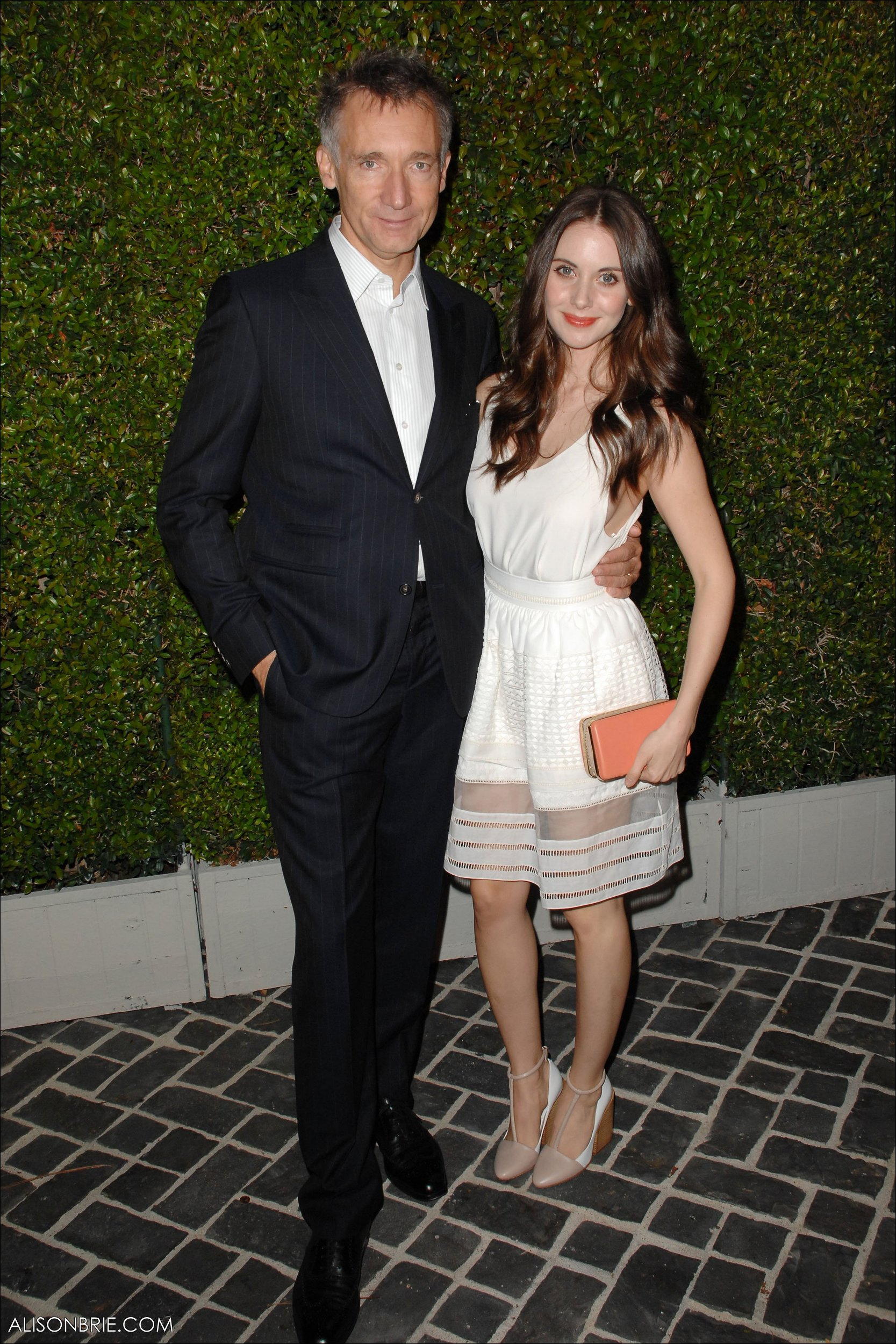 HQ_005.jpg HQ_005.jpg