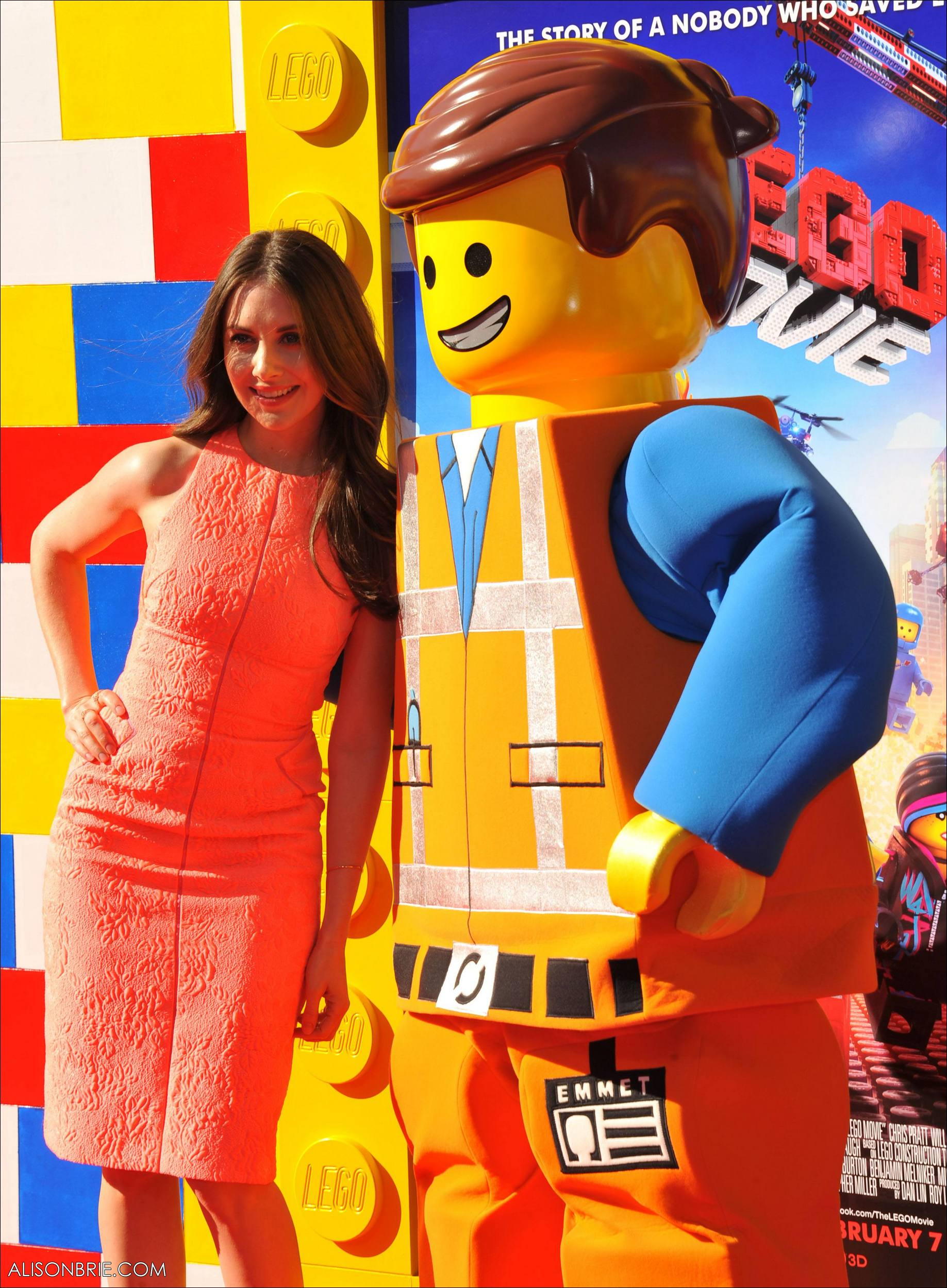 HQ_007.jpg HQ_007.jpg