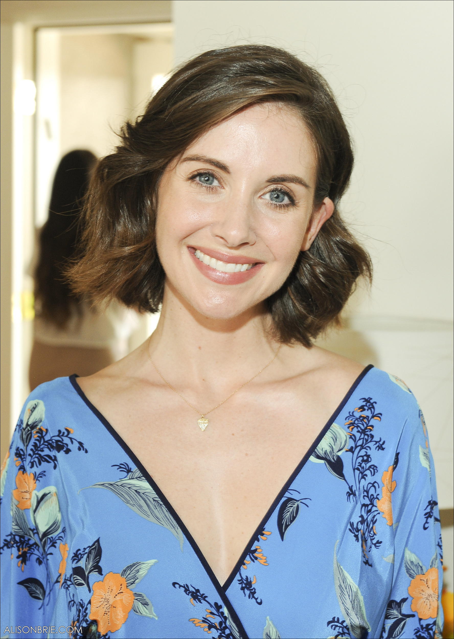 HQ_005.jpg HQ_005.jpg