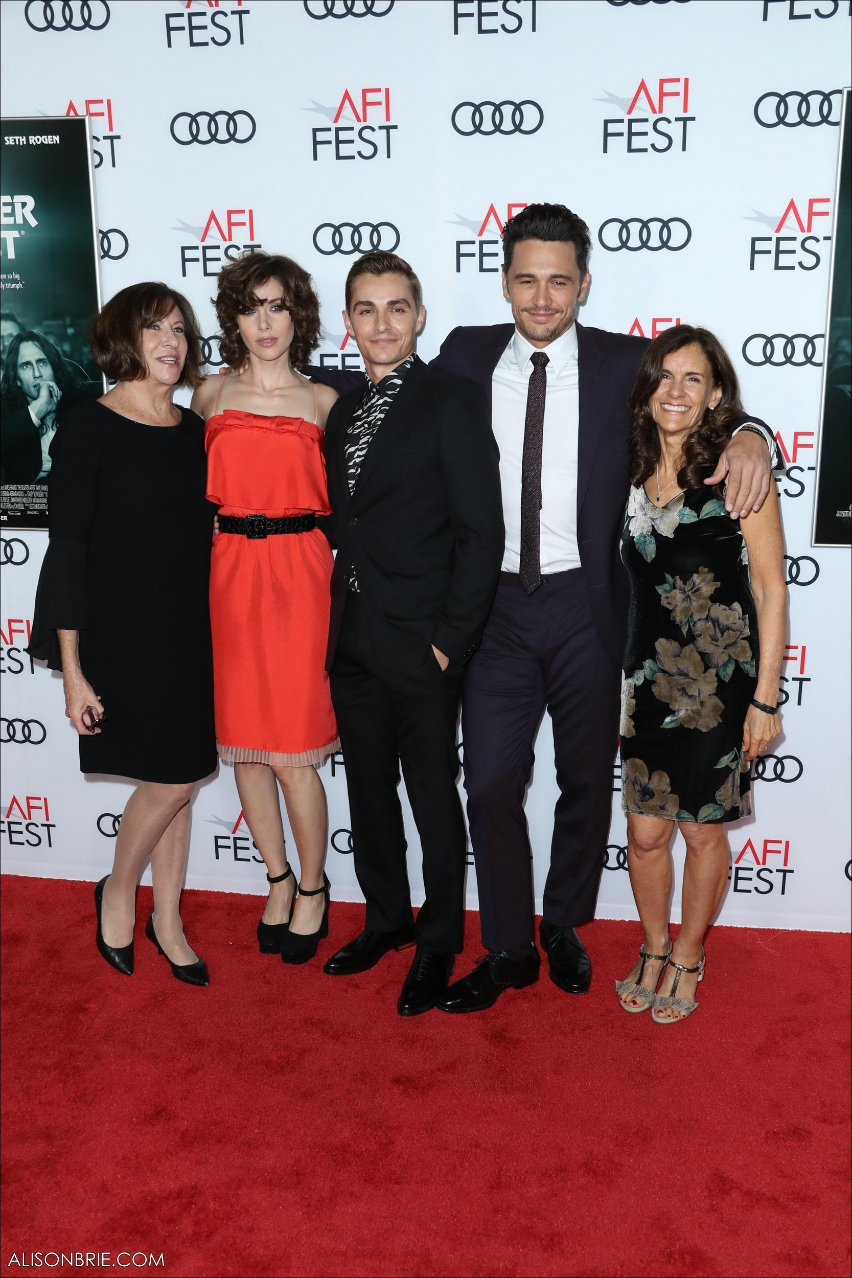 HQ_085.jpg HQ_085.jpg