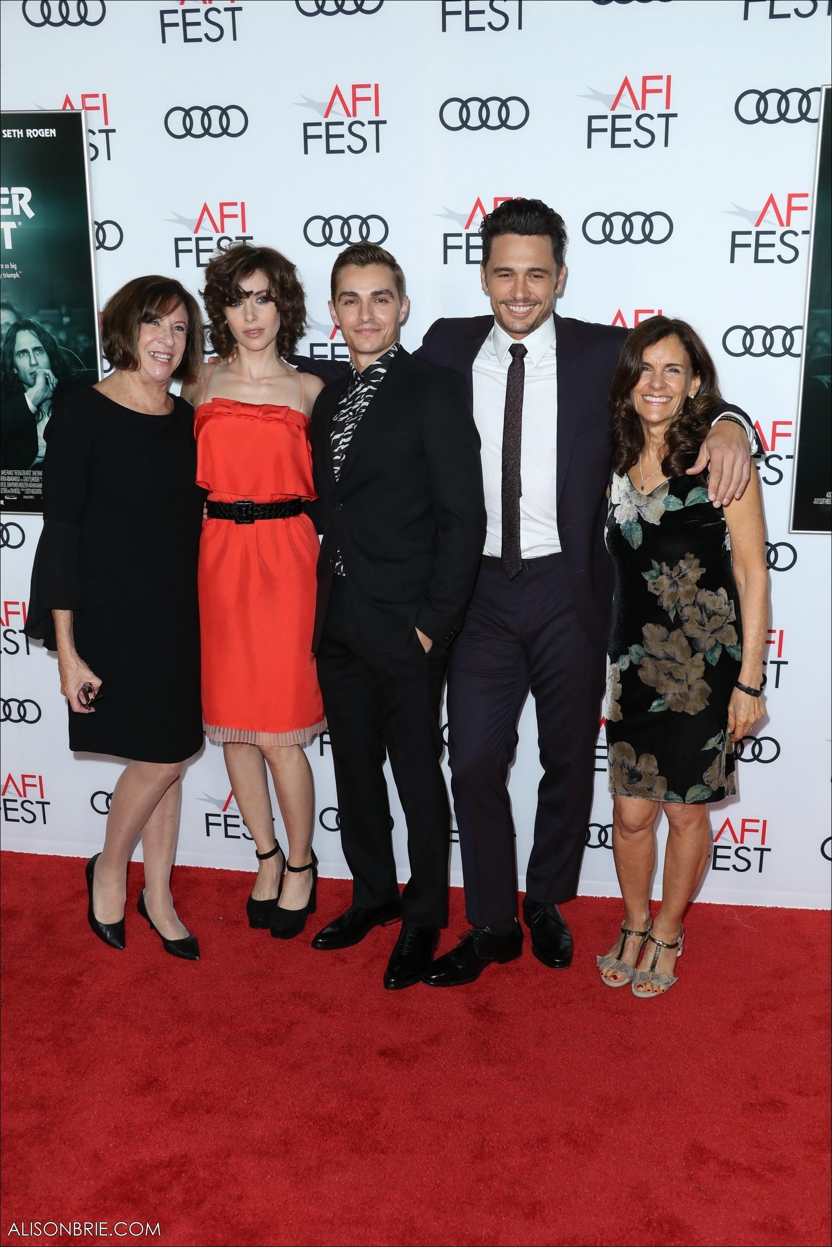HQ_090.jpg HQ_090.jpg