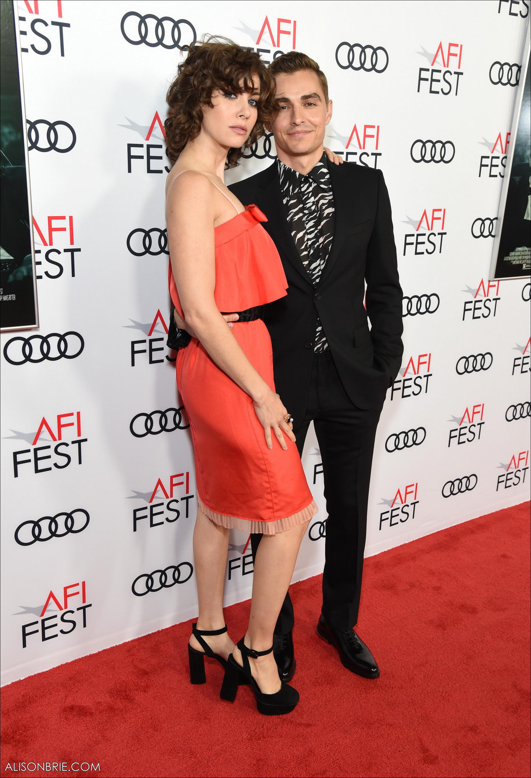 HQ_205.jpg HQ_205.jpg