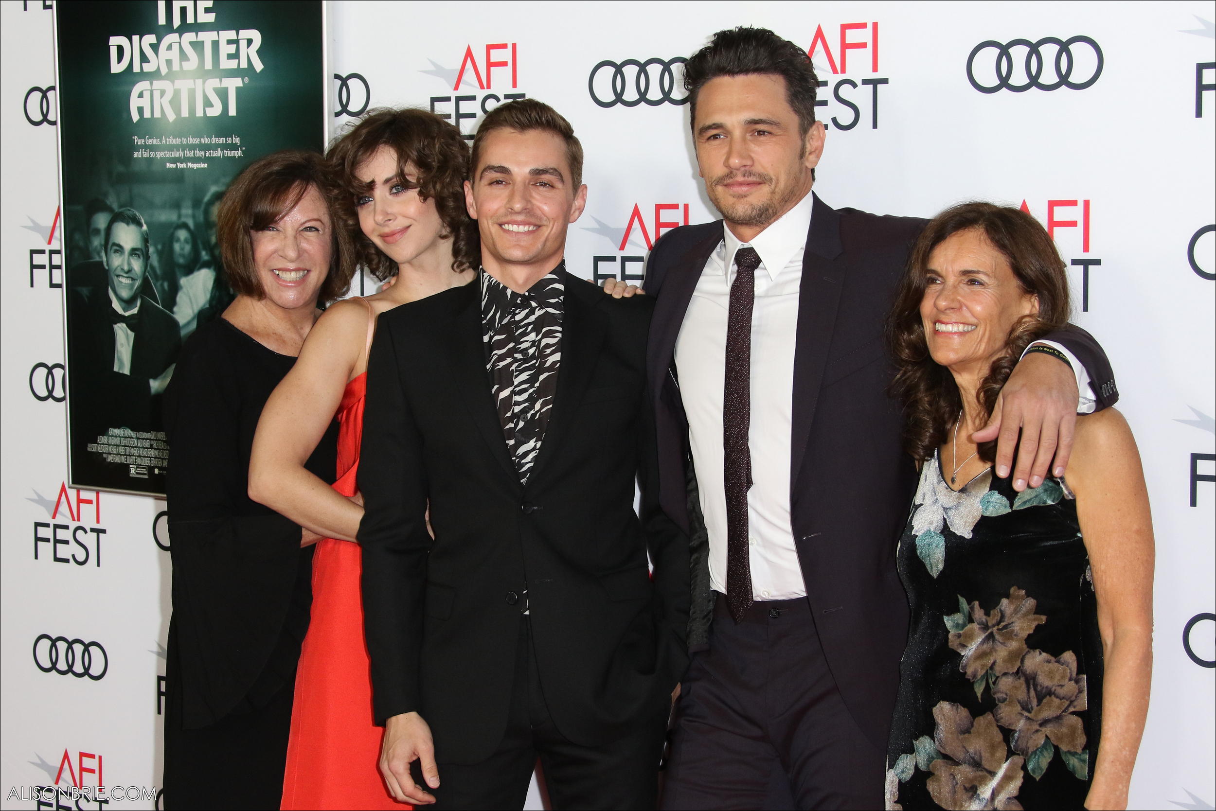 HQ_387.jpg HQ_387.jpg