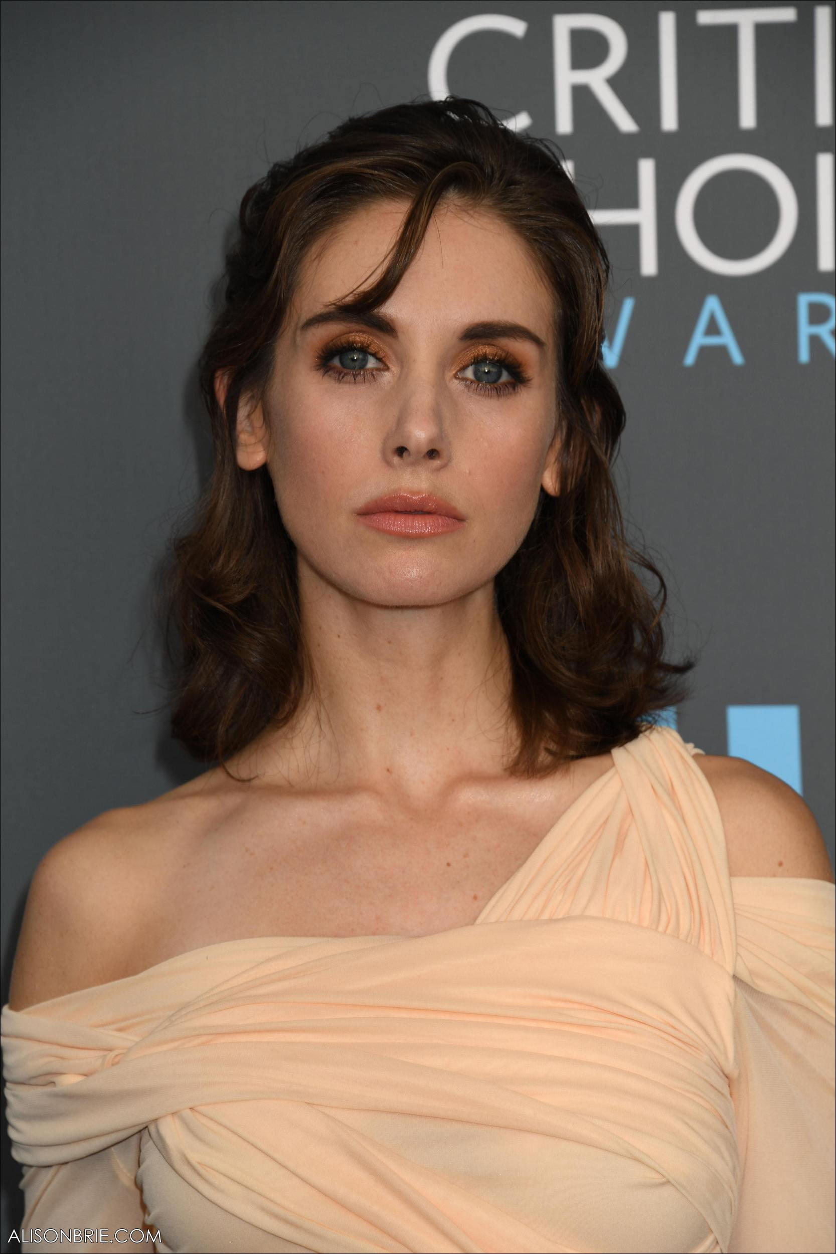 HQ_012.jpg HQ_012.jpg