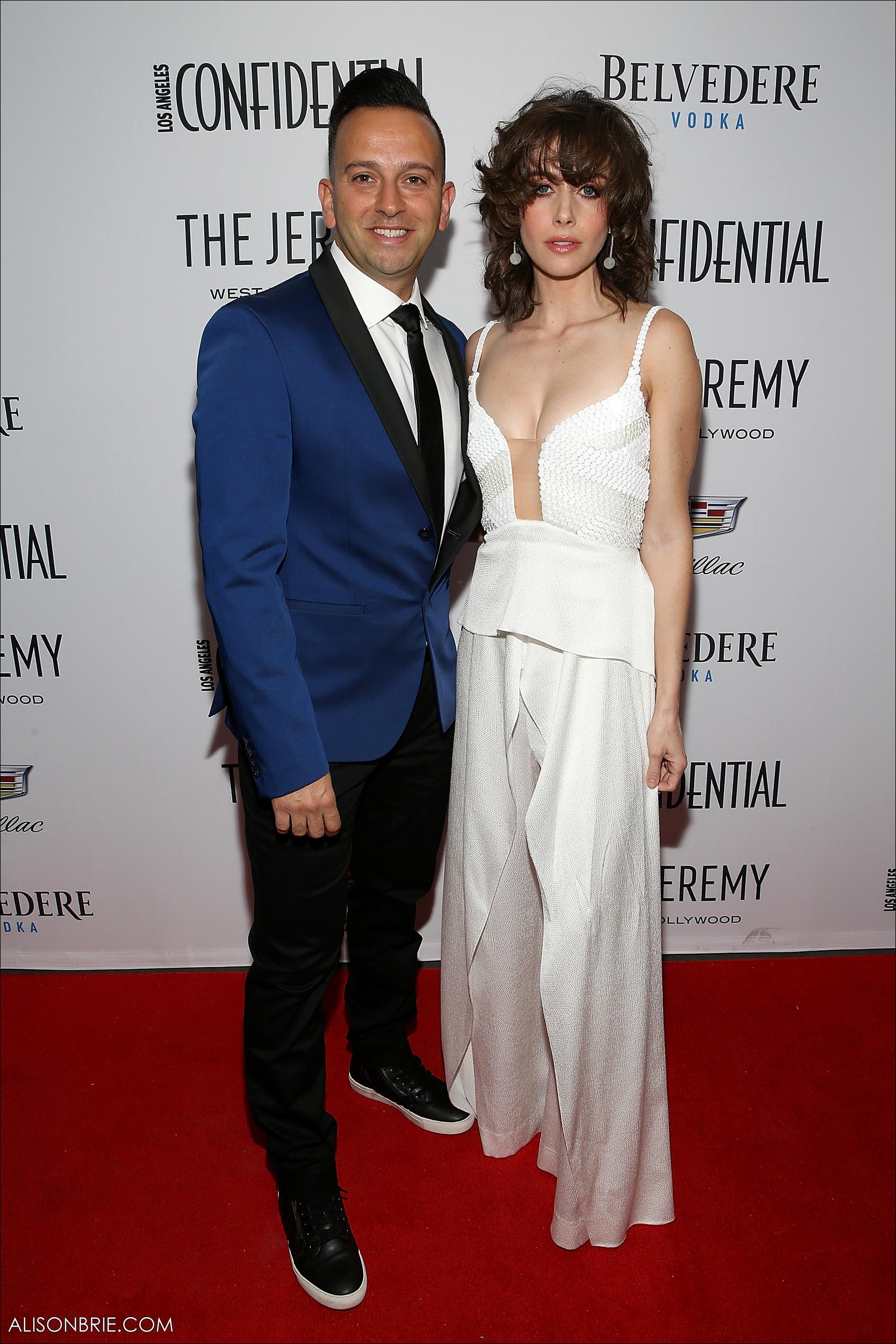 HQ_050.jpg HQ_050.jpg