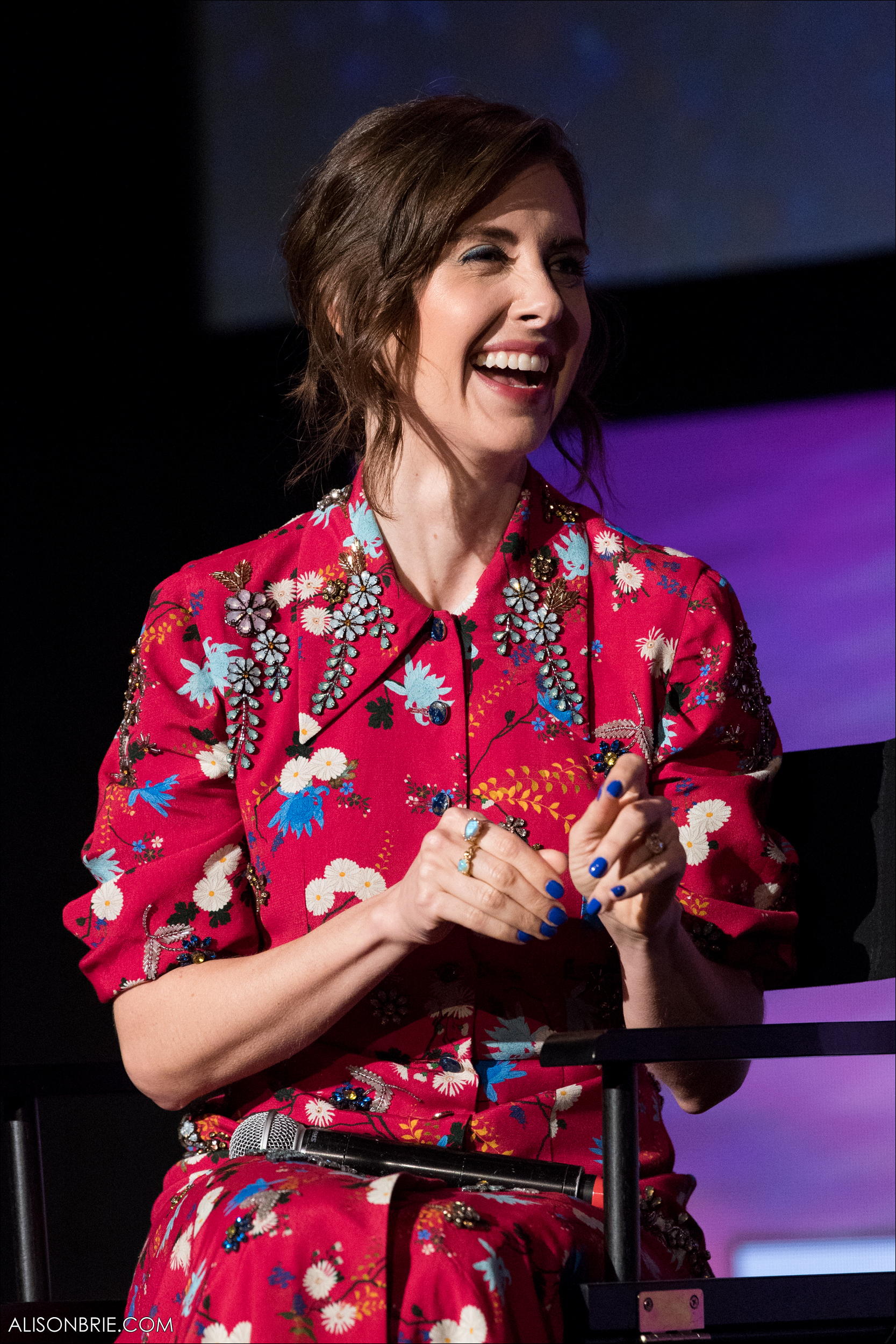 HQ_002.jpg HQ_002.jpg