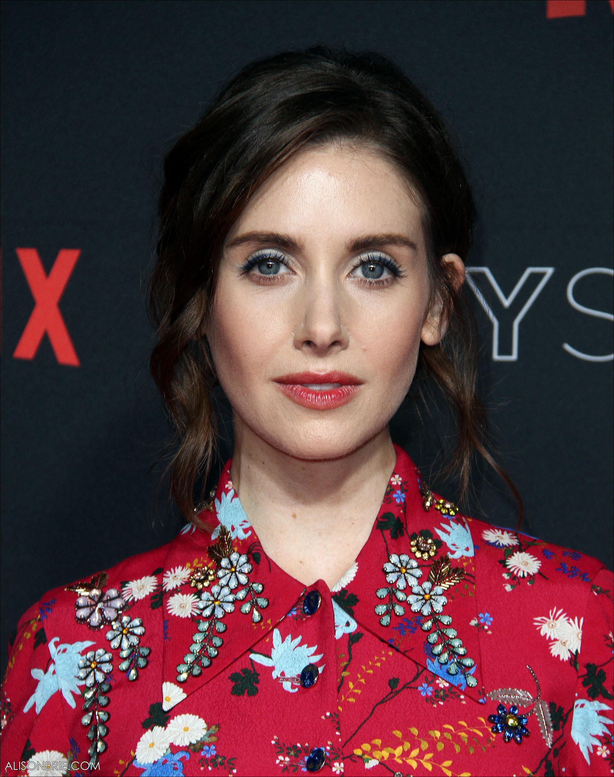 HQ_009.jpg HQ_009.jpg