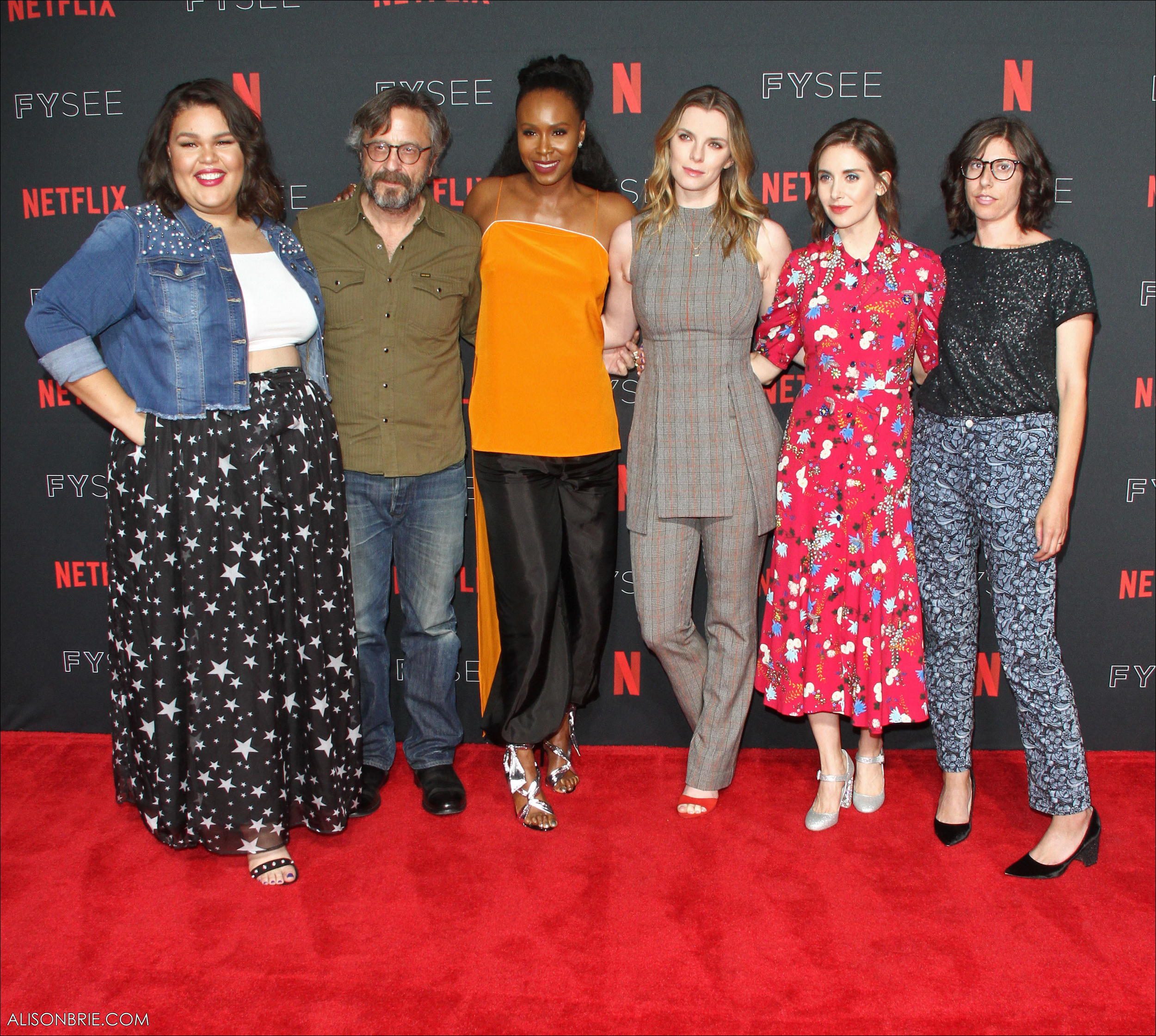 HQ_100.jpg HQ_100.jpg