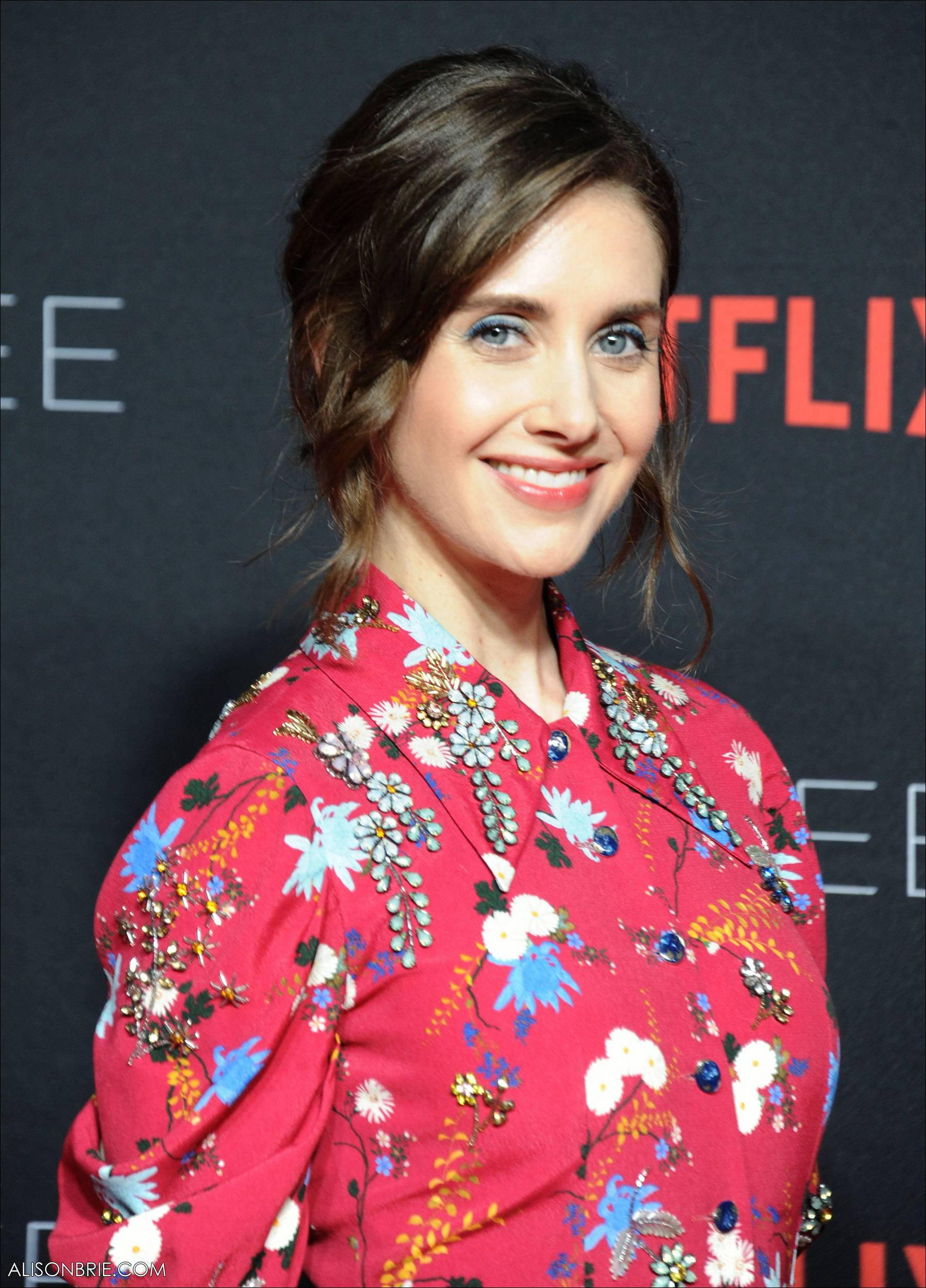 HQ_125.jpg HQ_125.jpg