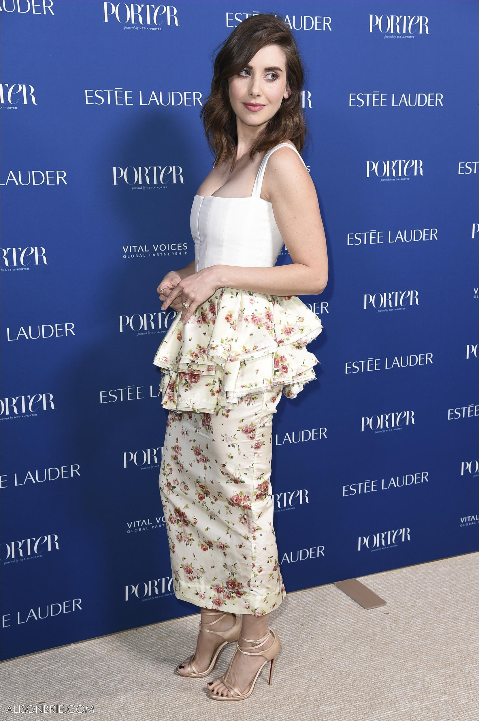 HQ_099.jpg HQ_099.jpg