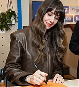 Filename=0006.jpg
Filesize=123KiB
Dimensions=1333x2000
Date added=Jan 26, 2025 0006.jpg